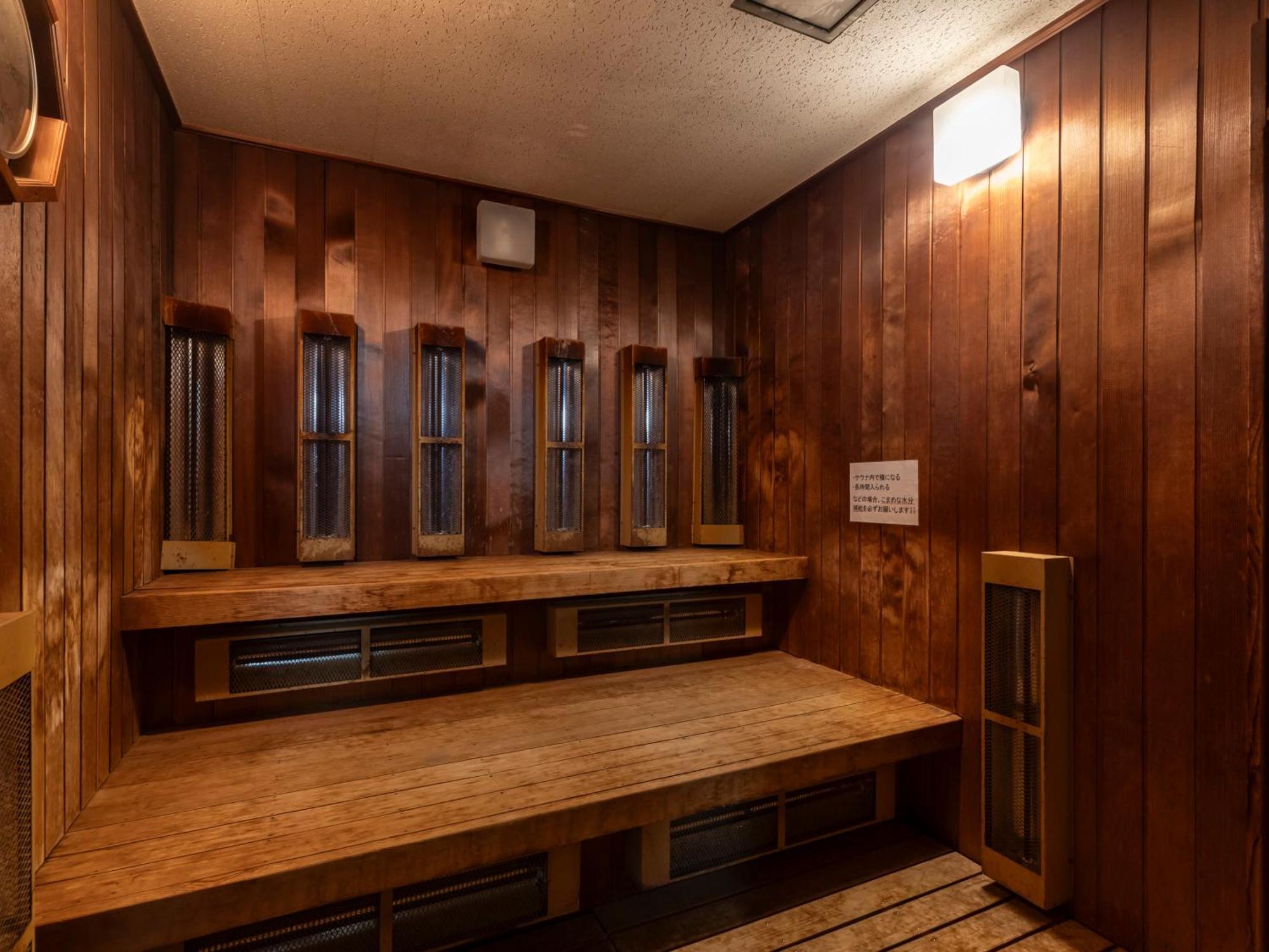 Century Plaza Hotel Tokushima Eksteriør bilde